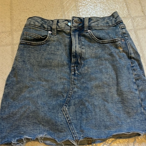 Cute Jean skirt - Picture 1 of 2